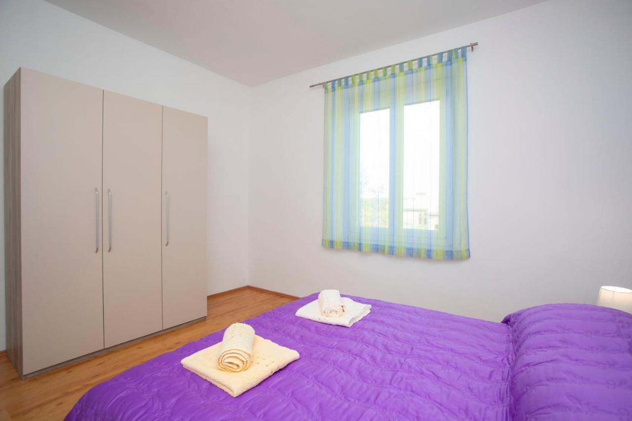 Apartman Lidija Koromacno Exterior photo